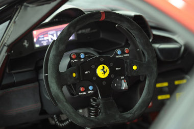 Első Ferrari ügyfél-versenyautóként tele van elektronikával a 458 Challenge
