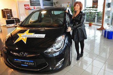 Tolvai Renáta fekete Hyundai ix20-ast kapott