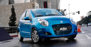 Benzintolvajok kedvelt célpontja a Suzuki Alto, mert könnyen hozzáférni az alsó benzincsőhöz