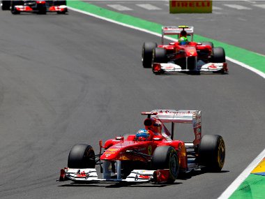Alonso már egész jól terelgeti a Ferrarit. Vajon a Silverstone-i szigorítást követően még előrébb tud lépni?