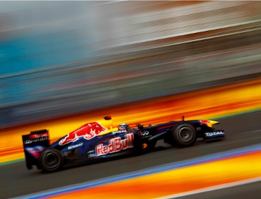 Nem sok hatással volt a szabályváltozás a Red Bullok teljesímtényére. A McLaren és a Ferrari azonban helyet cserélt