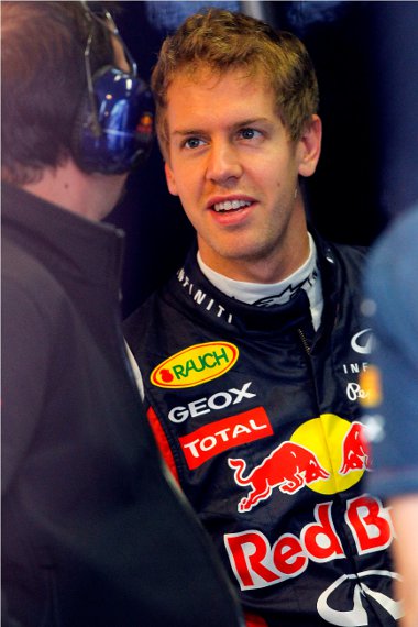 Vettel mindent megtesz azért, hogy idő előtt bebiztosítsa bajnoki címét