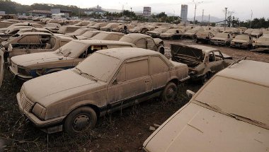 Nem votl biztosítás, ezért Santa Catarina városa fizeti az 1500 megsemmisült autót
