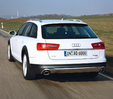 Fékezett utánfutóból 2,5, fékezetlenből 0,75 tonnással birkózik meg az Audi