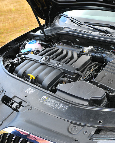 350 Nm-es nyomatékot állít hadrendbe a 3,6 literes, V6-os blokk