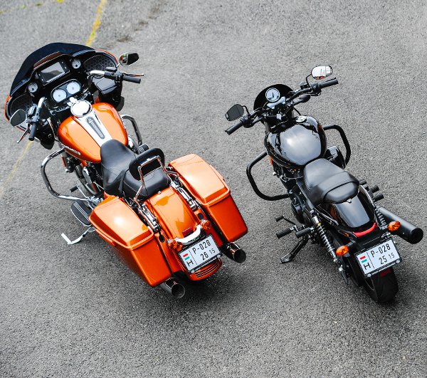 Egészen más területeken brillírozik a két Harley, ennek megfelelően gyengéik is különbözők
