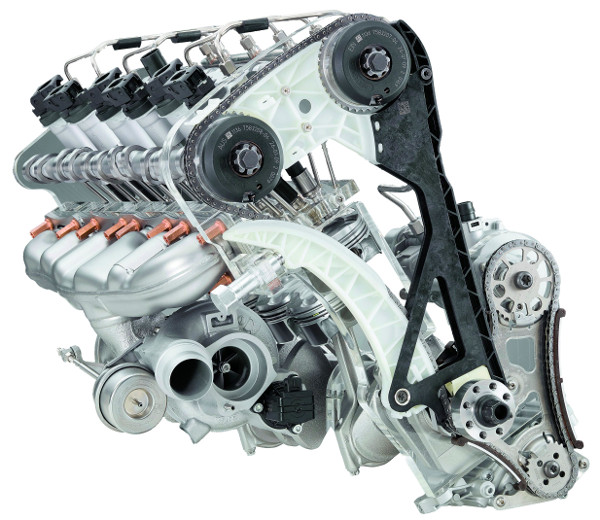 Az M GmbH munkája a 360 lóerősre izmosított, soros hathengeres turbómotor
