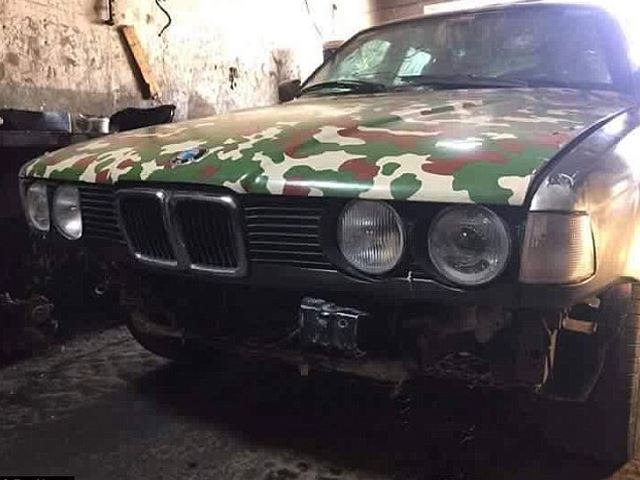 70 ember életét mentette meg a páncélozott BMW (Fotó: basnews.com)