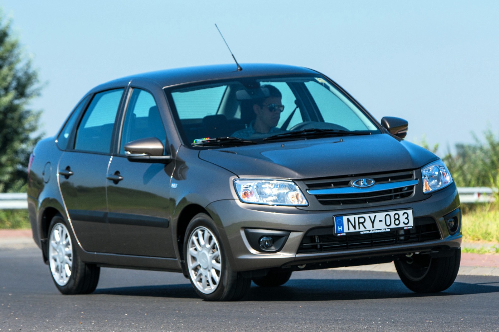 Lada granta 1 поколение Lada granta 1 поколение