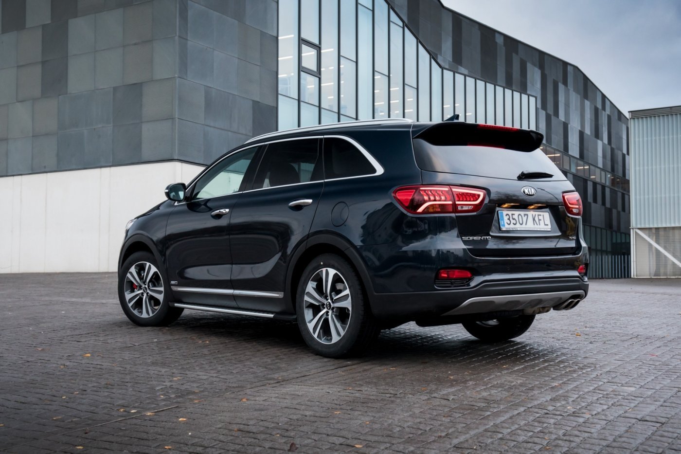 Kia sorento auto ru