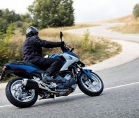16YM NC750X