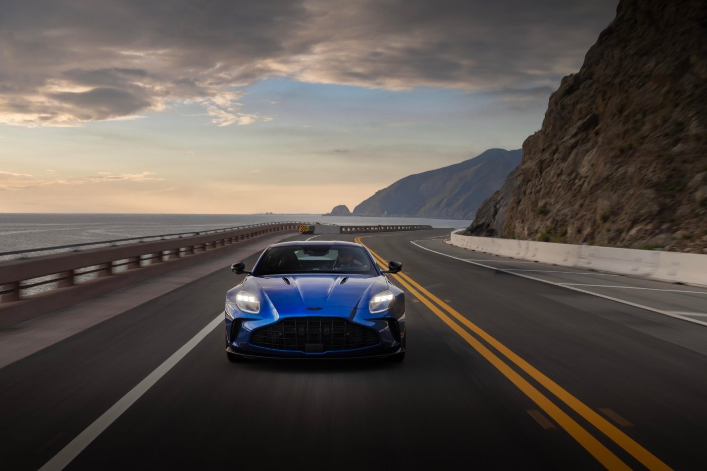 Aston Martin Vantage S